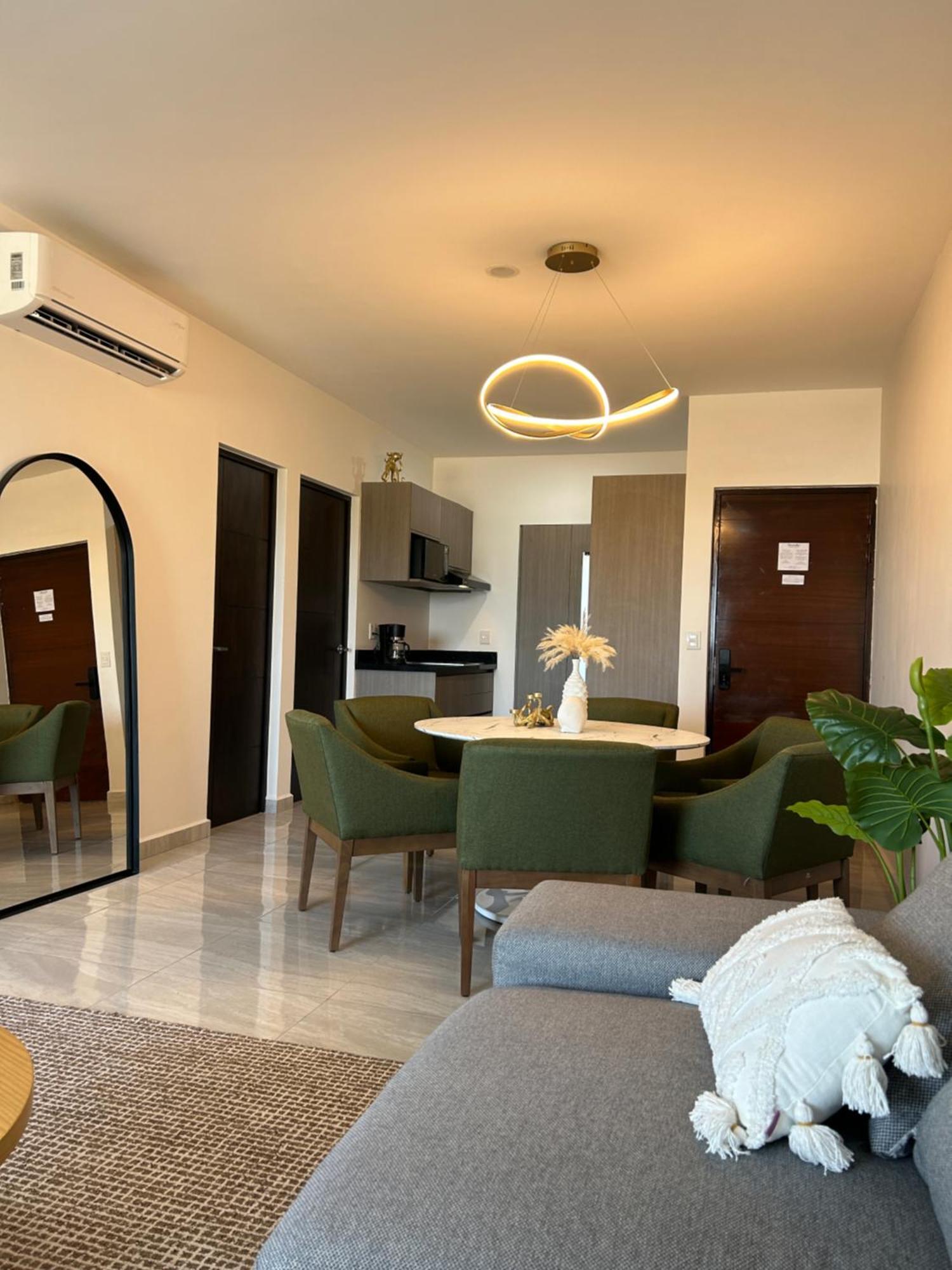Apartamento The Marina Place, 7 Minutes From The Sea, 9 Pools *