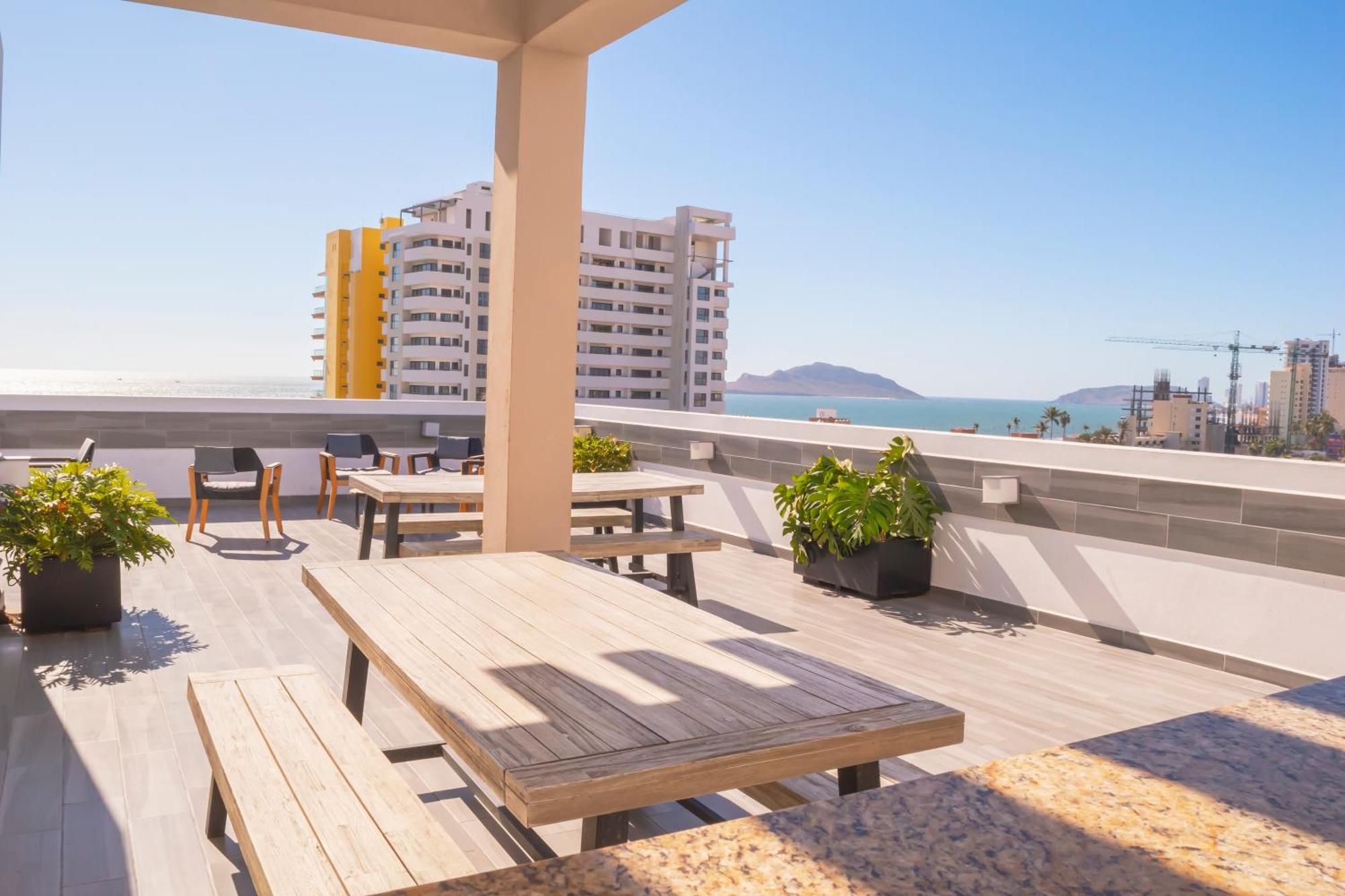 Apartamento Iberika 8002 A 2 Cuadras Del Malecóncn Vista Al Mar! Mazatlán