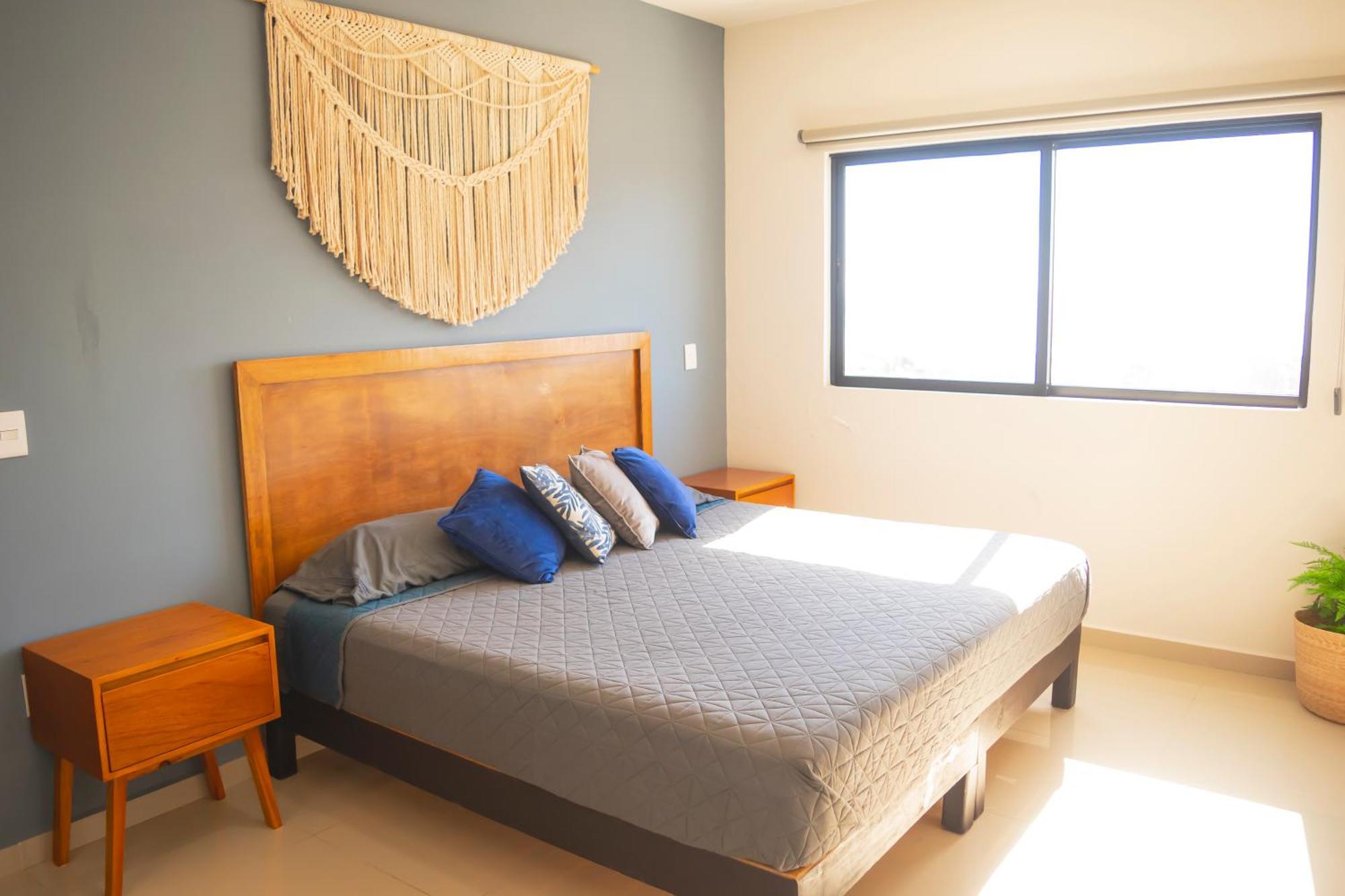 Apartamento Iberika 8002 A 2 Cuadras Del Malecóncn Vista Al Mar!