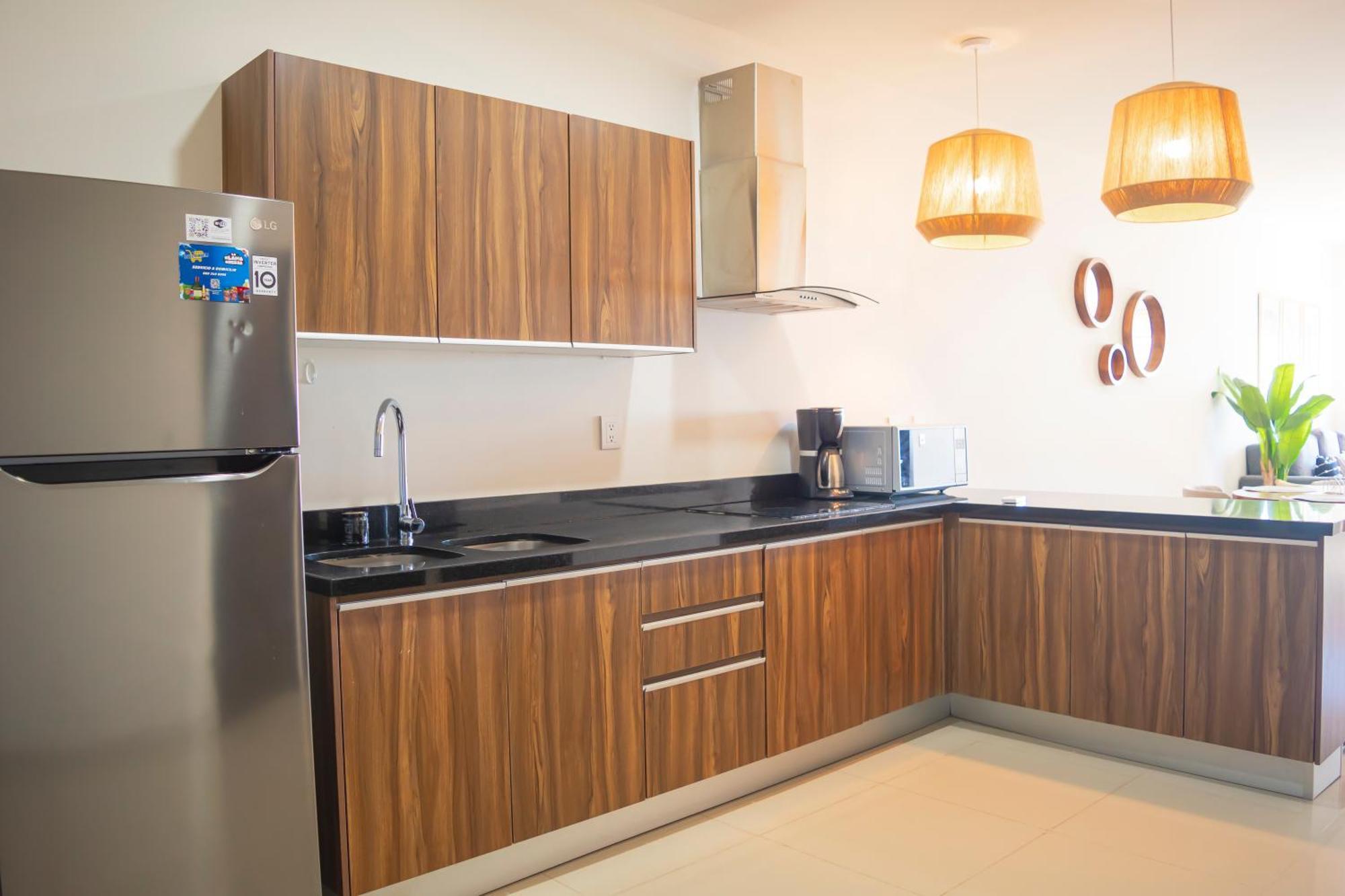 Iberika 8002 A 2 Cuadras Del Malecóncn Vista Al Mar! Apartamento *