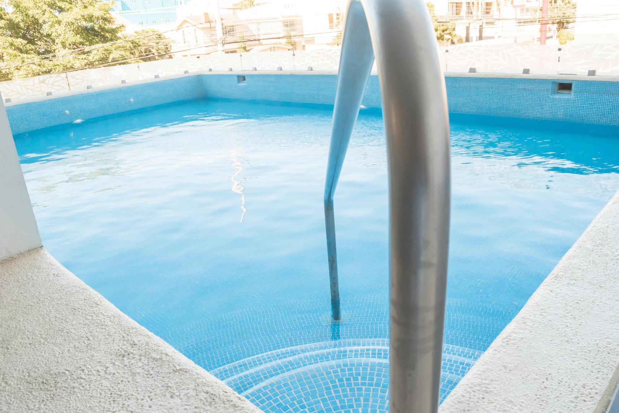 Apartamento Iberika 8002 A 2 Cuadras Del Malecóncn Vista Al Mar! *