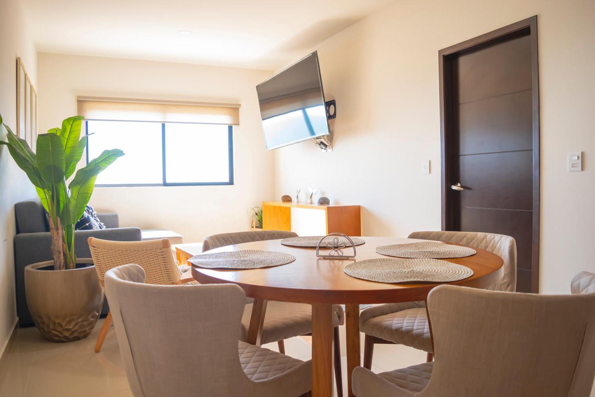 Apartamento Iberika 8002 A 2 Cuadras Del Malecóncn Vista Al Mar! *
