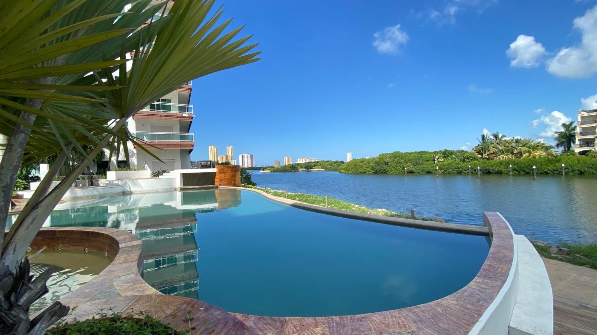 Penthouse Vista A 5min De La Playa By G P S Rentas Apartamento