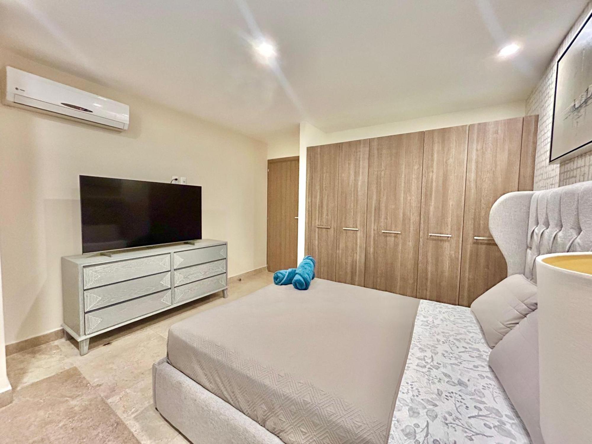 Apartamento Vista A La Ciudad Sobre El Malecon By G P S Rentas Mazatlán