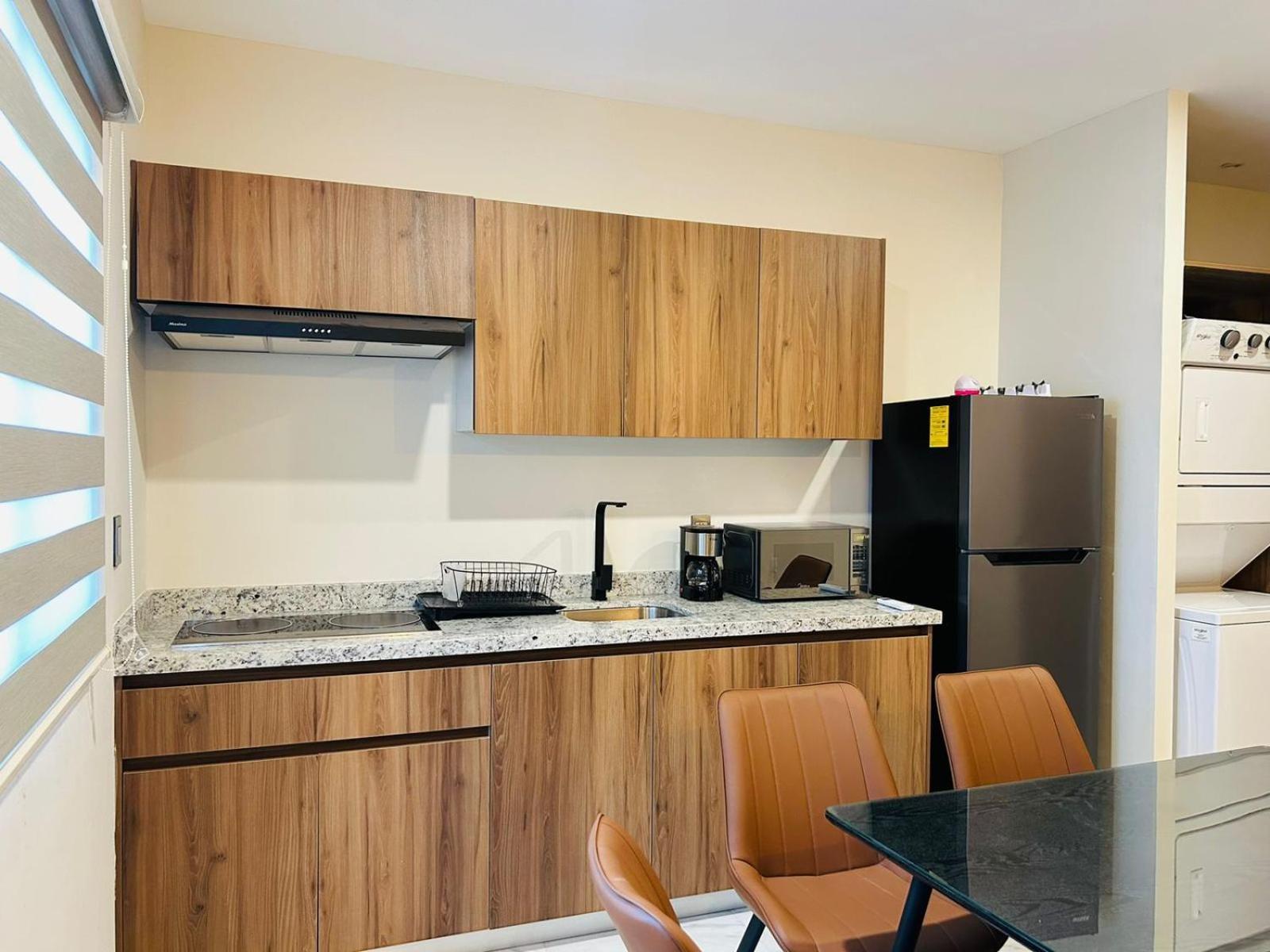 Bonito Depa Cerca De La Zona Dorada By G P S Rentas Apartamento