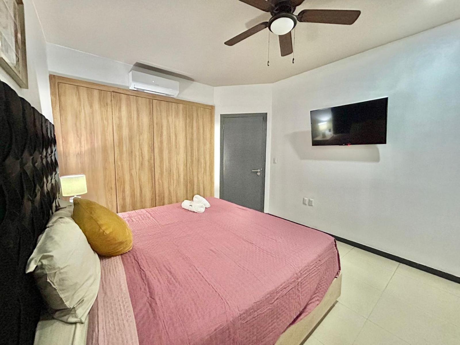 Departamento Cerca De La Marina Y Zona Dorada Apartment