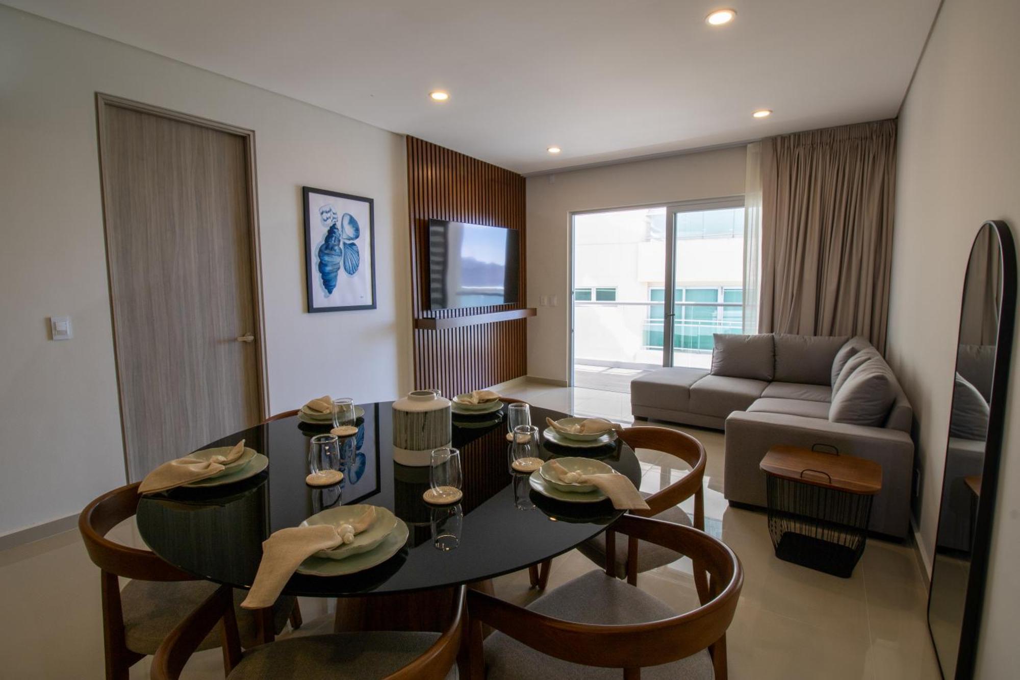 Elegante Con Vista Al Mar Y Balcon By G P S Rentas Apartamento *
