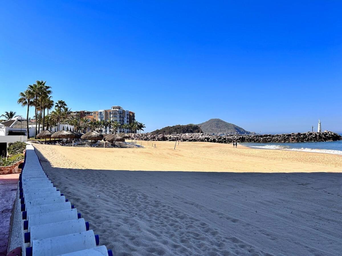 Acogedor Depa A Pie De Playa By G P S Rentas * Mazatlán