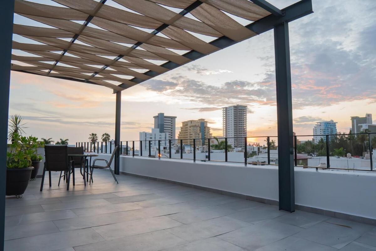 Few Steps From The Beach, At Golden Zone Apartamento Mazatlán