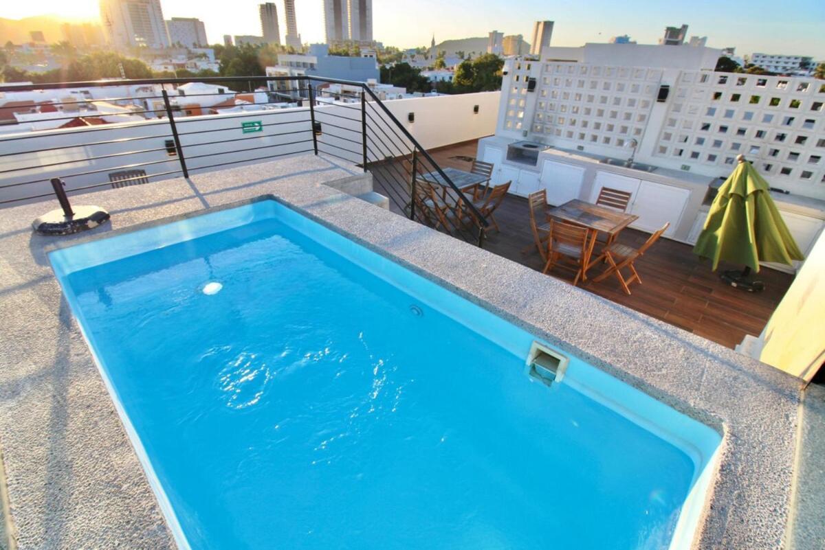 2 Min From Zona Dorada Paseo Lomas 303