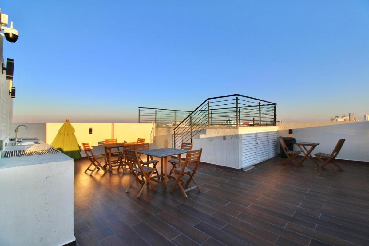 2 Min From Zona Dorada Paseo Lomas 303 Apartamento *