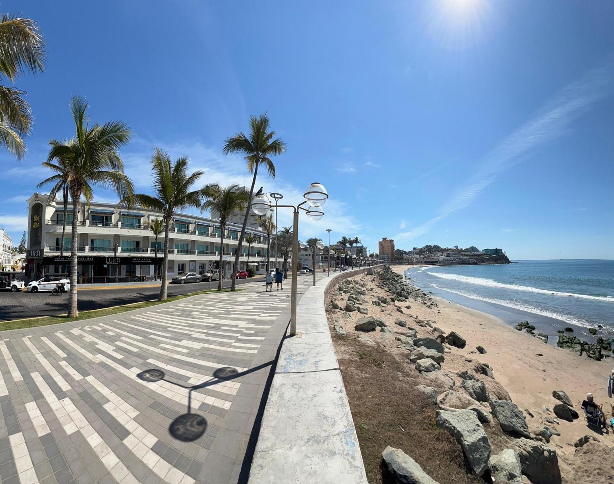 La Siesta Malecon Hotel Mazatlan