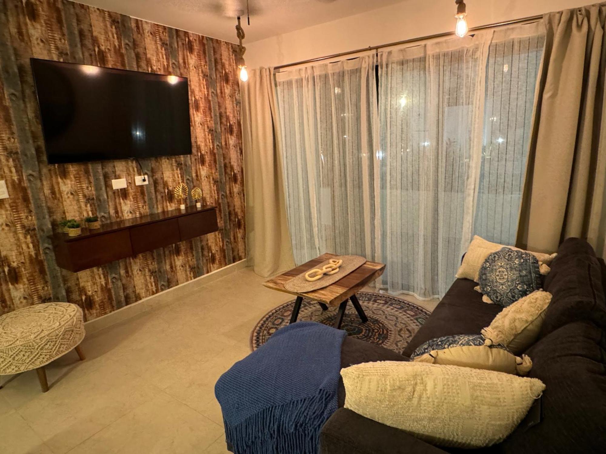 Departamento Con Alberca En Cerritos!