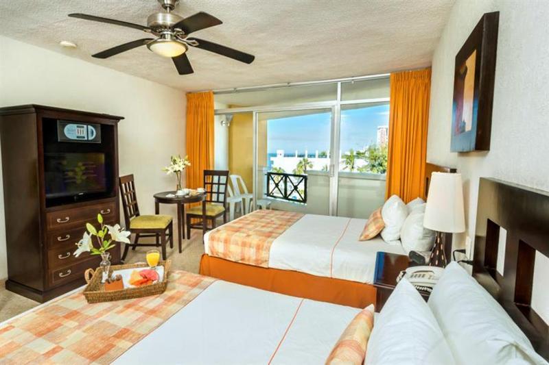 Western Freeman Zona Dorada