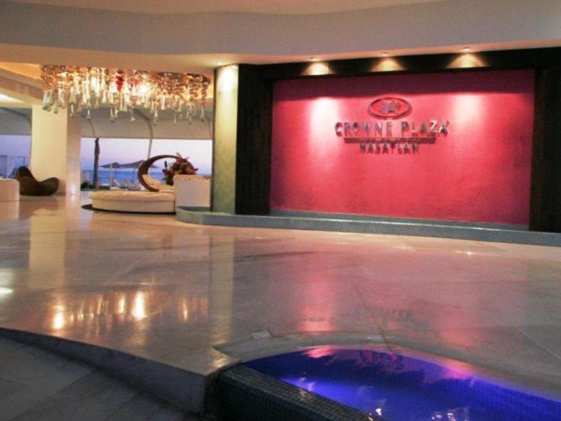 Park Royal 3*