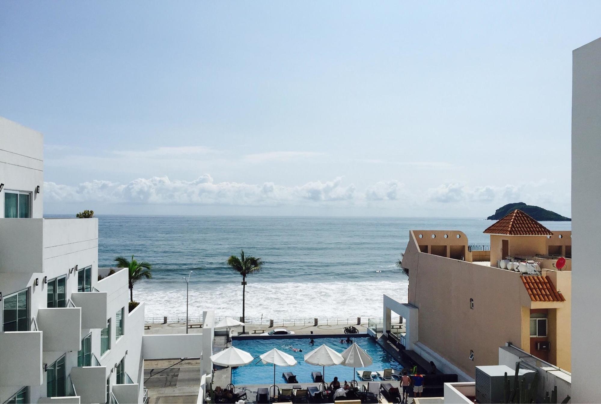 Coral Island View Hotel 4*
