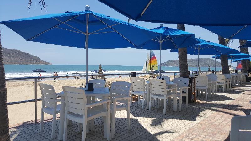 Resort Flores 3*
