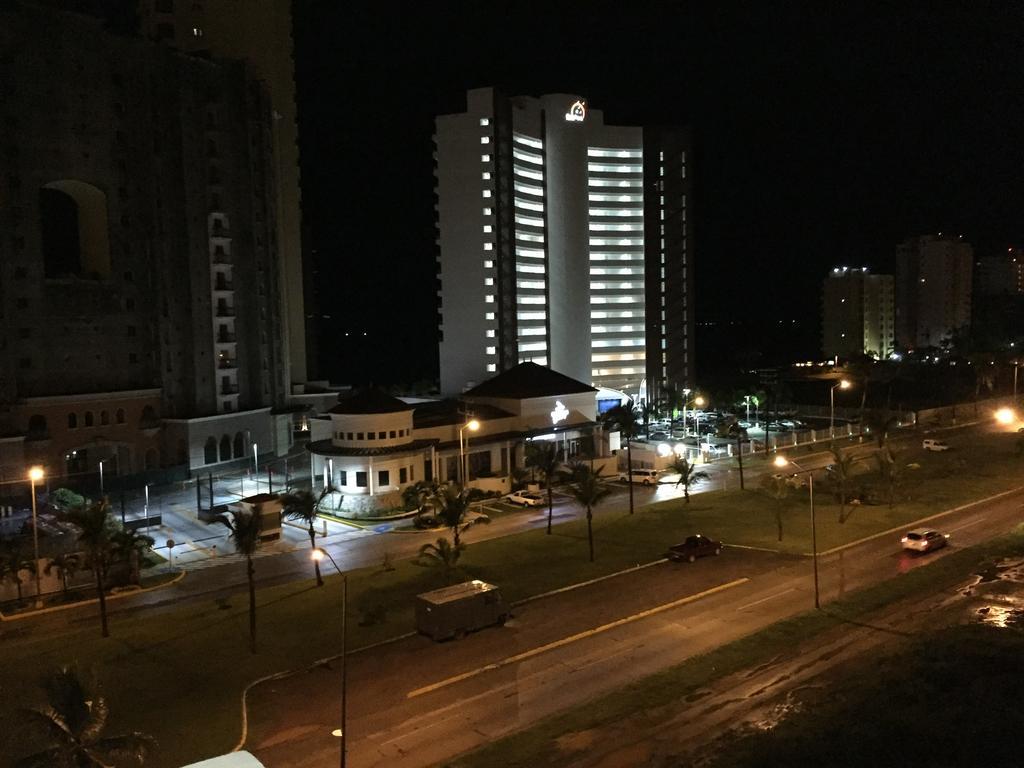 Playa Y Alberca En Zona Marina Apartamento Mazatlán