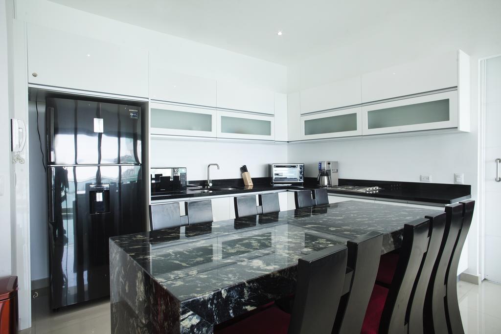 Departamento Torre Eme Apartment