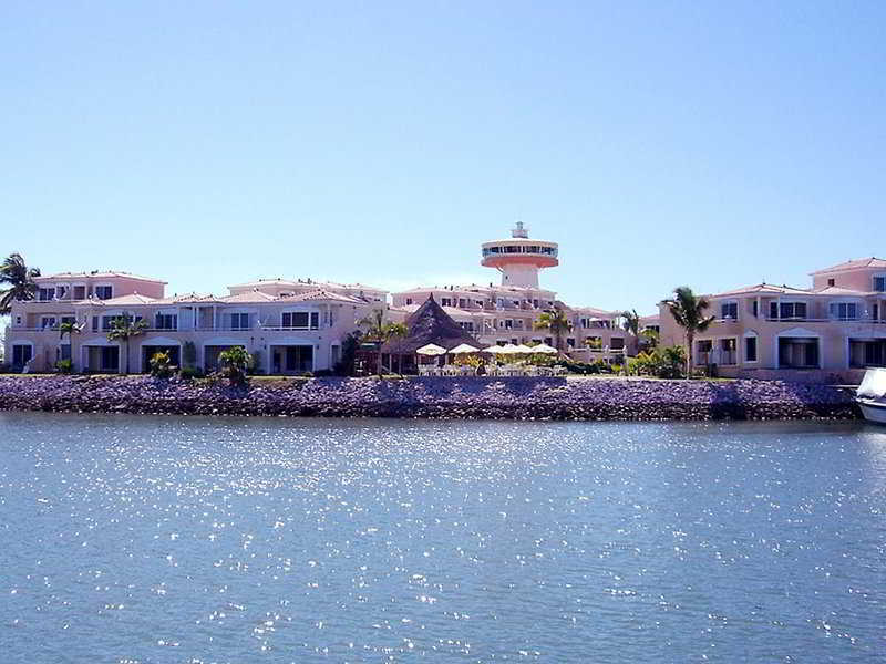 Isla Club Hotel 4*