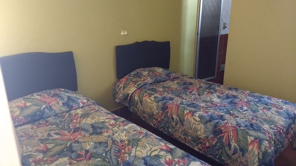 Esperanza Hotel 2*
