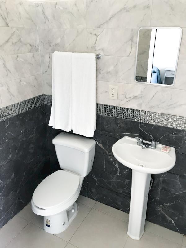 Hotel Mona 2*