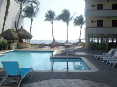 Caravelle Beach Club 4* Mazatlán
