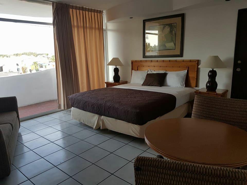 Hotel Capital O Zona Dorada Inn, 4*