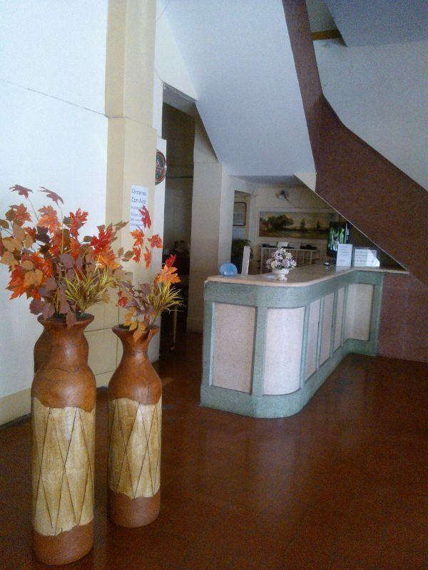 Morales Hotel