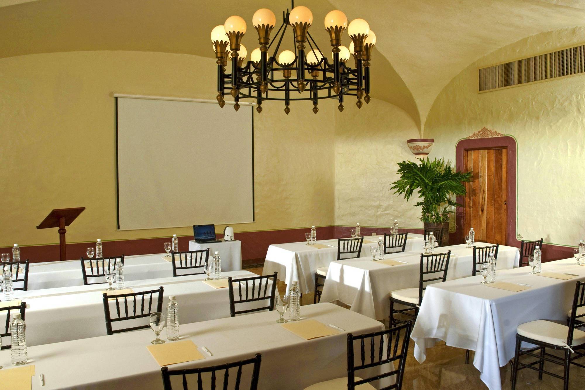 Pueblo Bonito 4*
