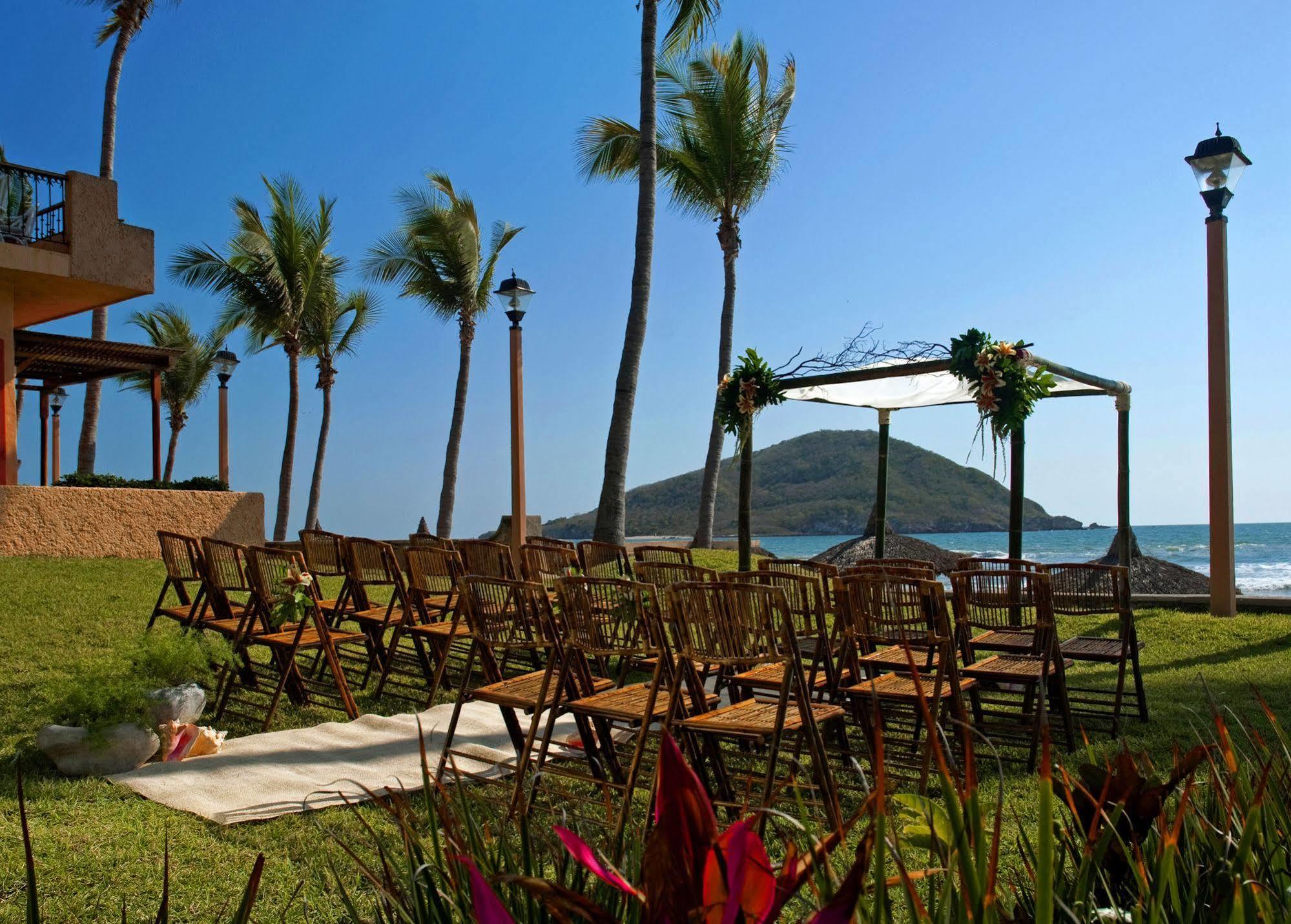 Resort Pueblo Bonito 4*