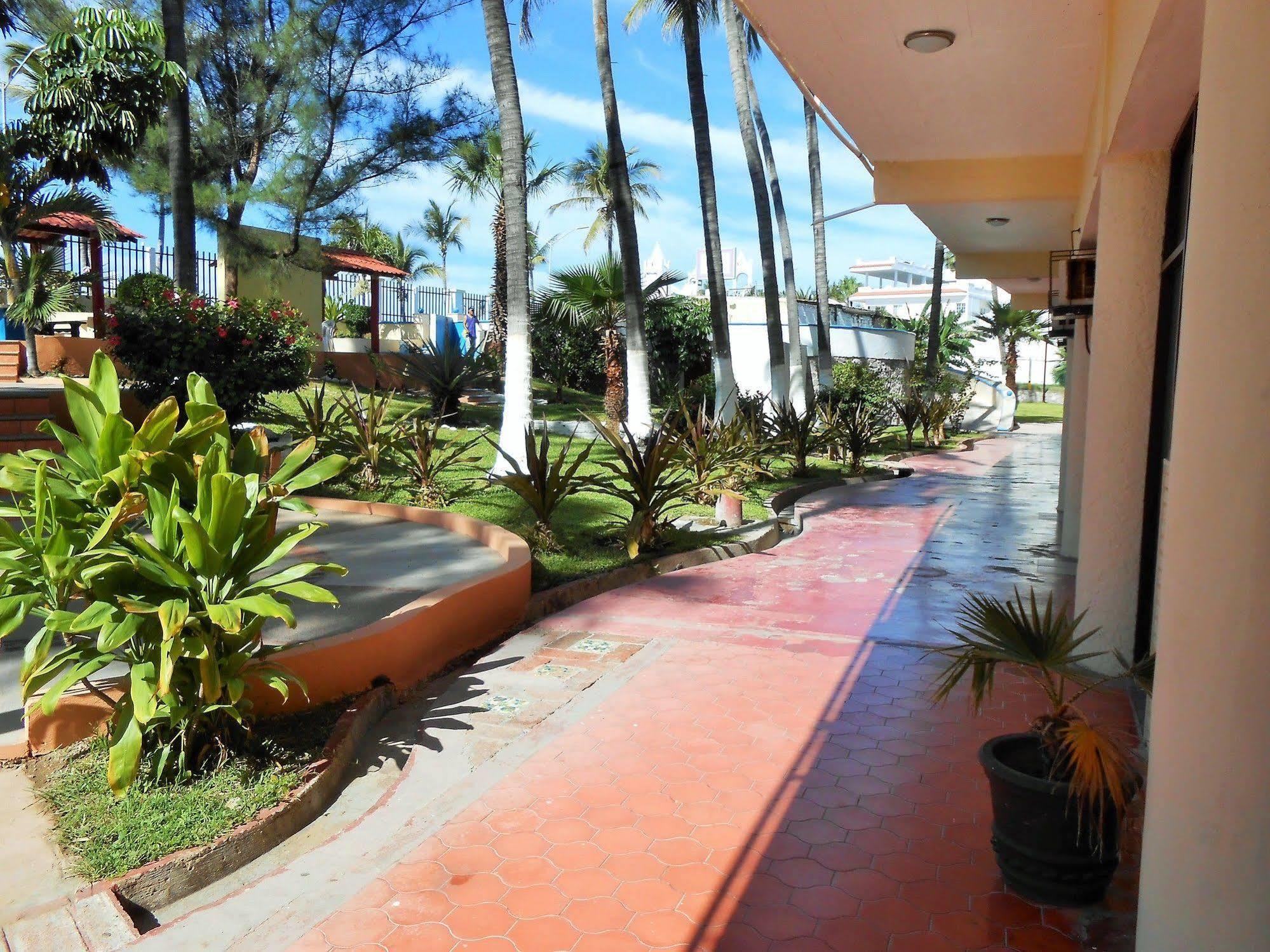 Jacarandas Hotel 3*