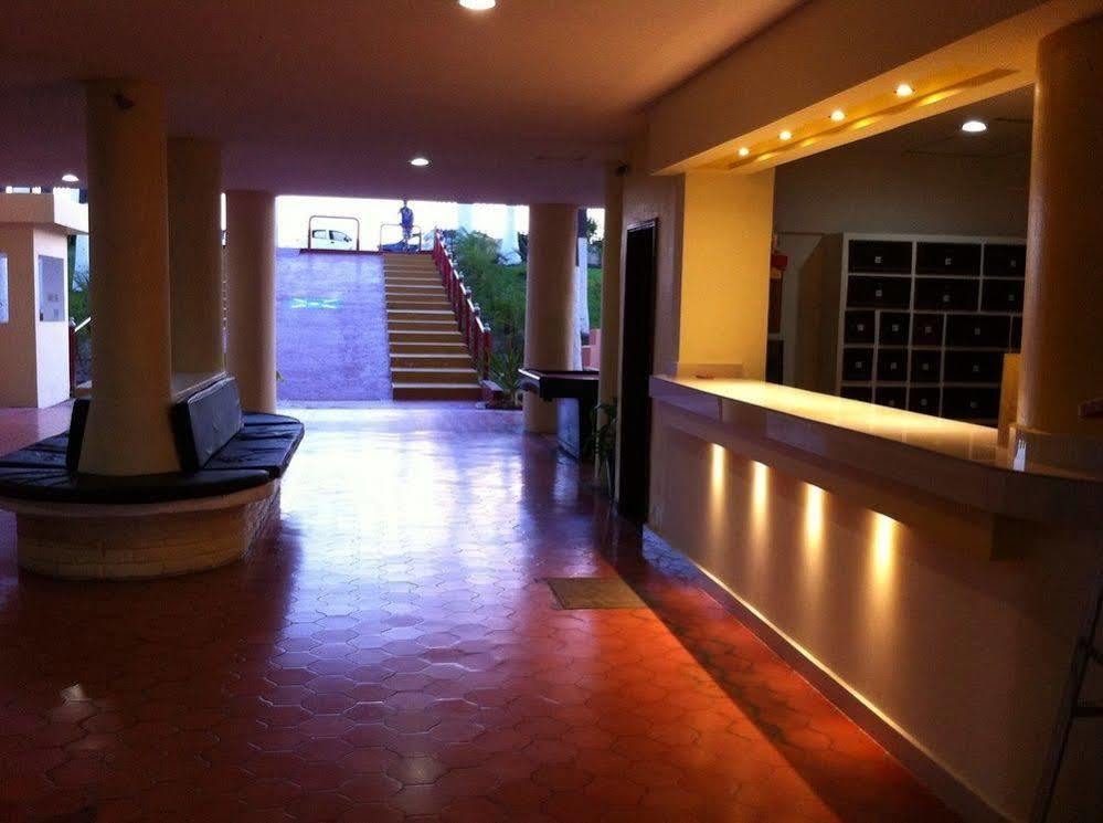 Jacarandas Hotel