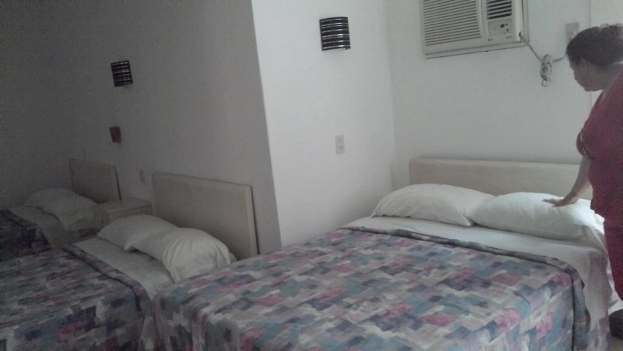Hotel Morales