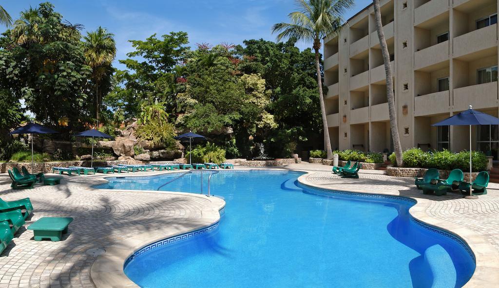 Playa Resort