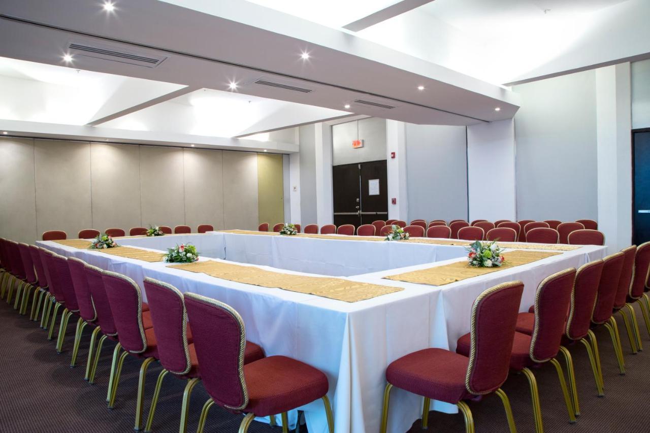 Park Royal Hotel 3*