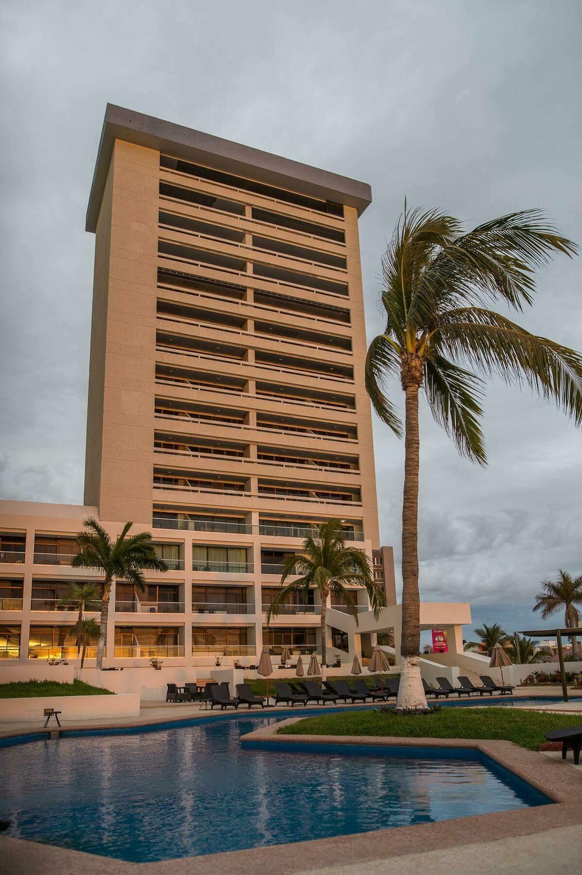 Ocean View Hotel 4*