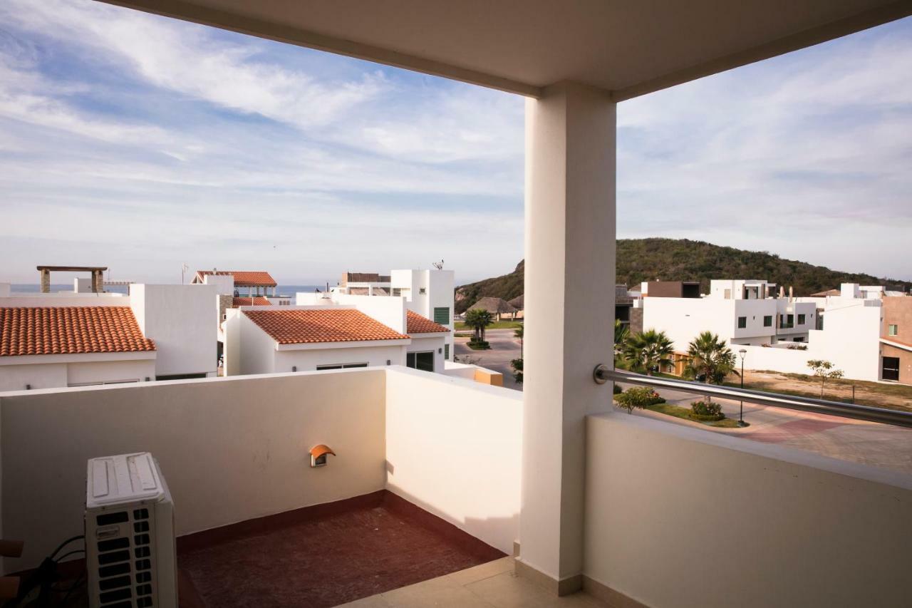 Oceanfront Casa Coral Playa Bruja Mazatlán
