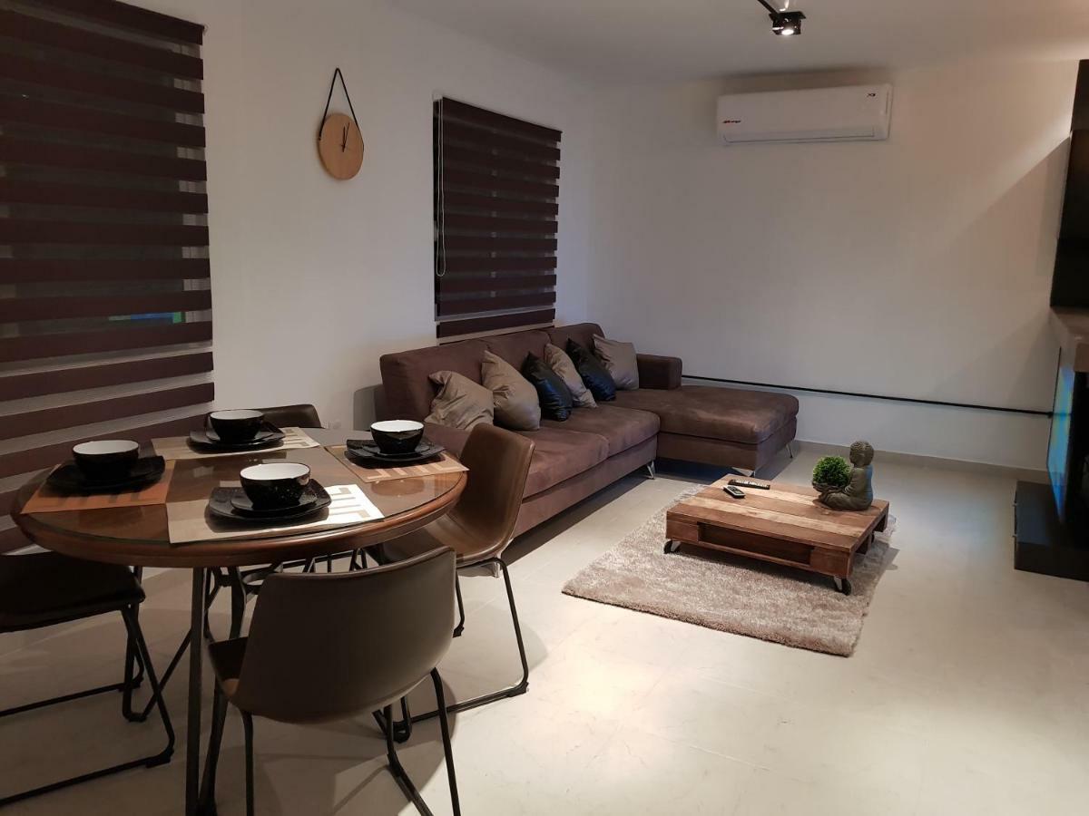 Sabalo's Hausen Apartamento *