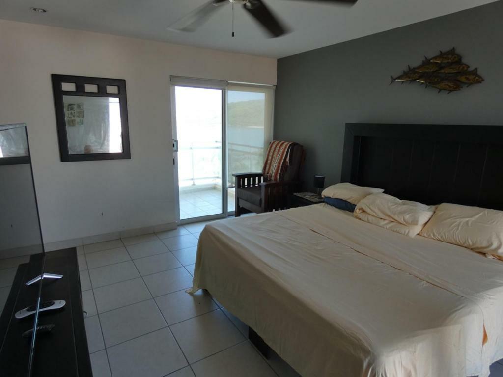 Las Gavias Golden Shores Apartamento *