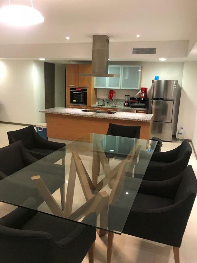Torre Península Apartamento