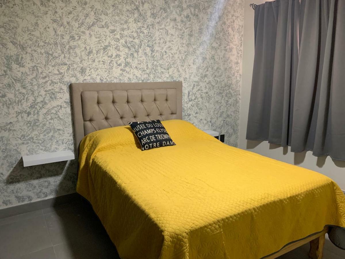 Apartamento Zona Dorada: Amplio Departamento 12 *