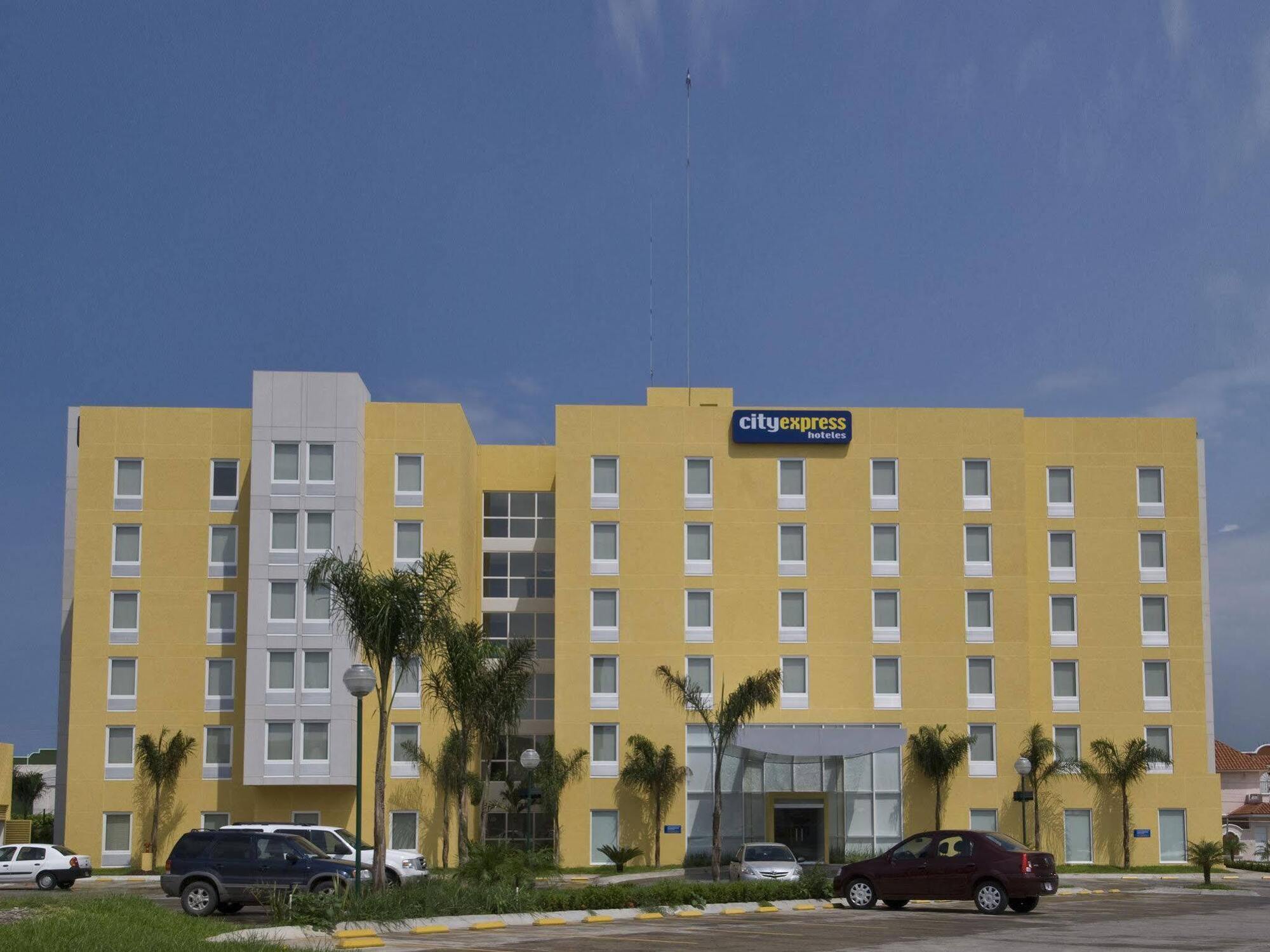 Express By Marriott Hotel 3*
