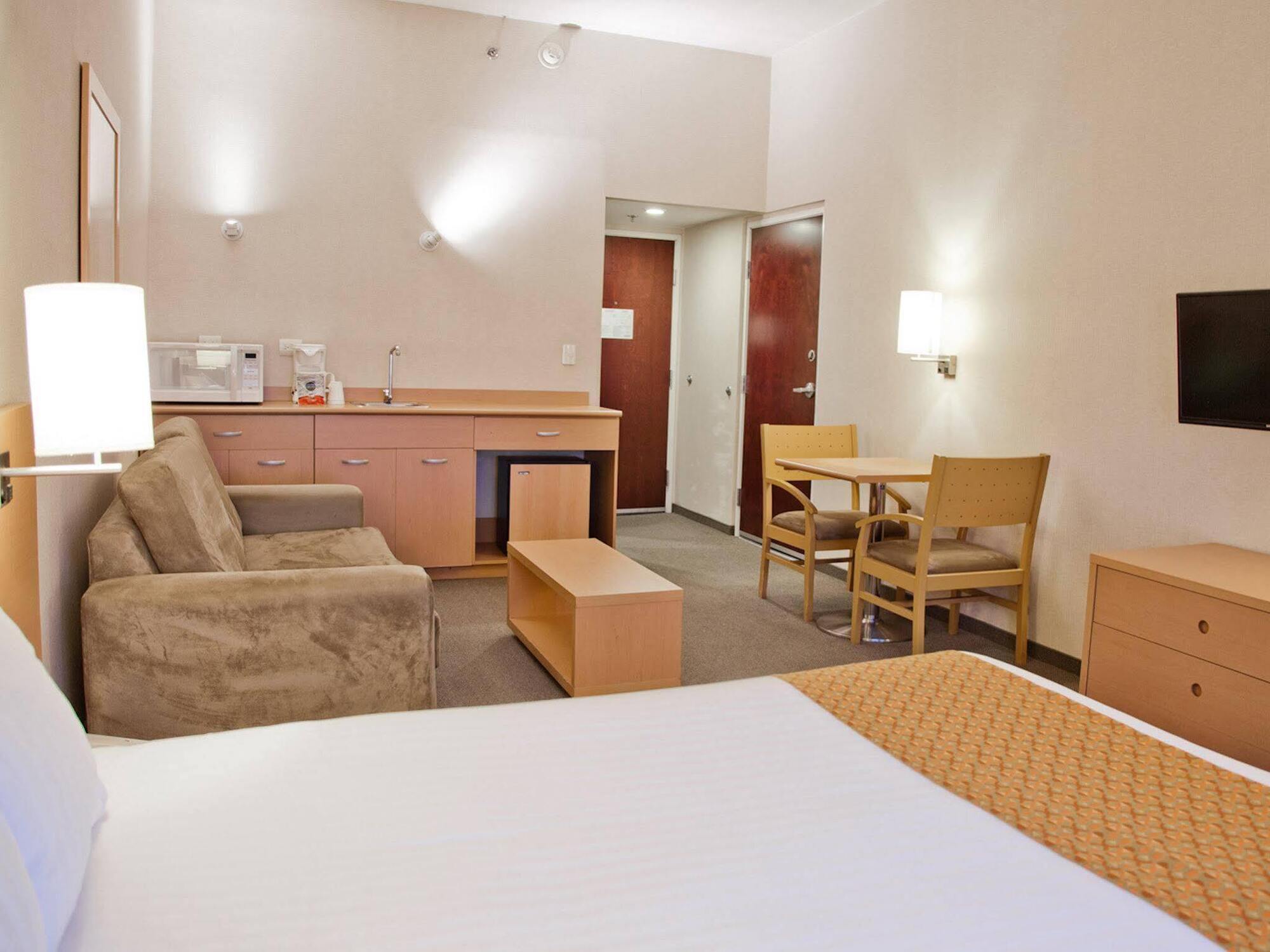 Express By Marriott Hotel