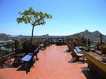 Hotel Old 2*