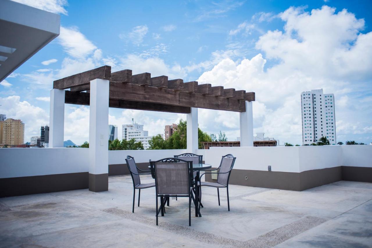 Apartment La *