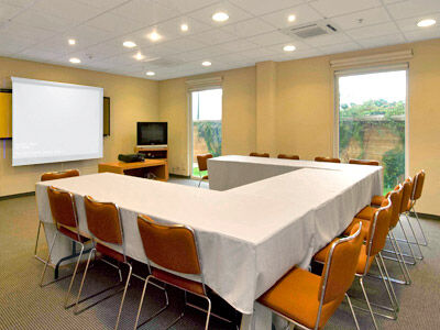Hotel Express By Marriott Mazatlan