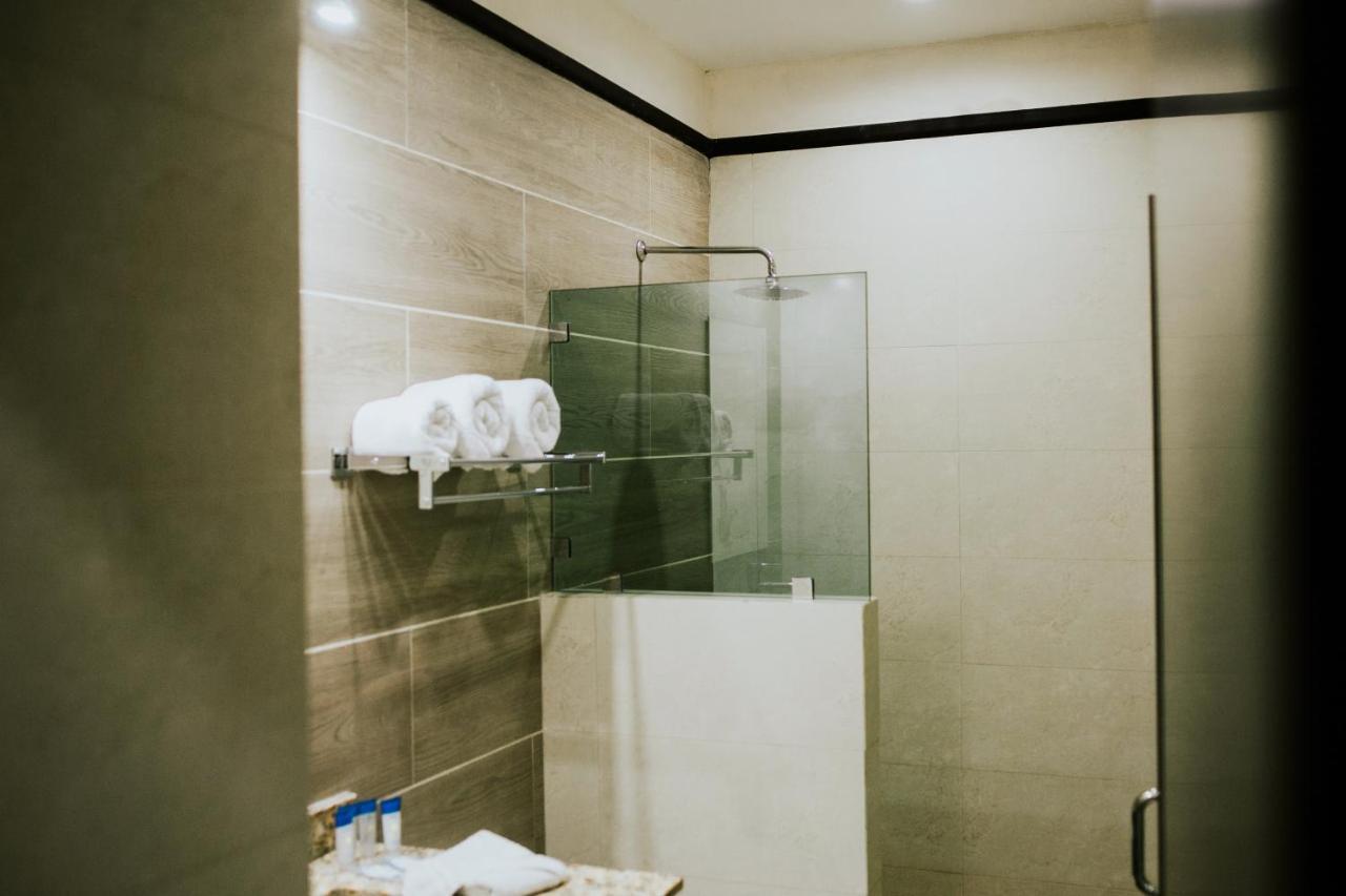 Diamond Bay Hotel 3*