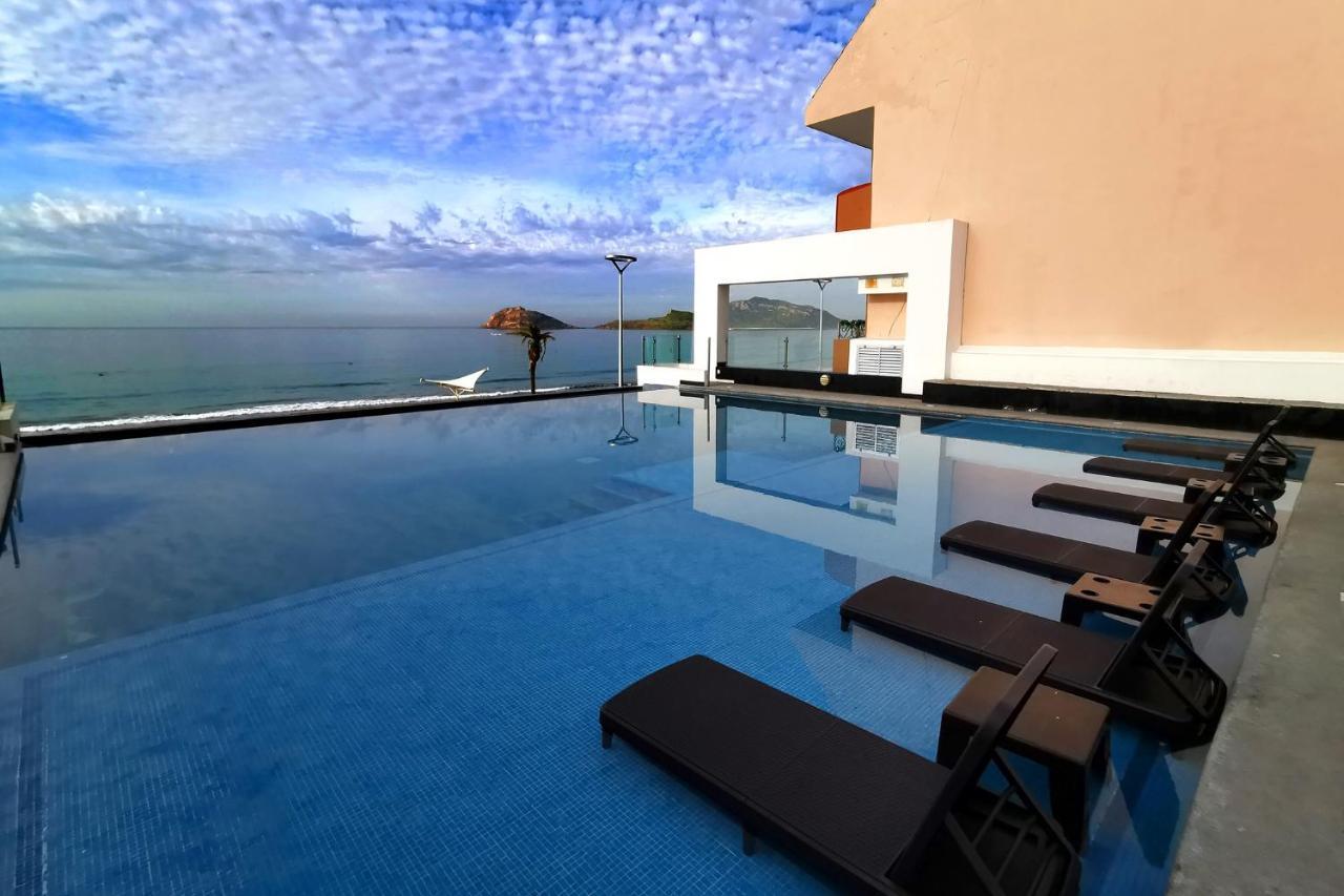 Coral Island View Hotel 4*