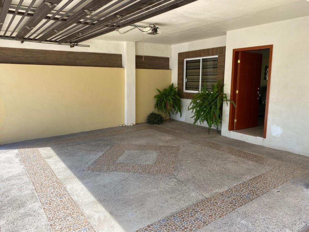 Hermosa Casa Con Recamara En Planta Baja Y Albercas